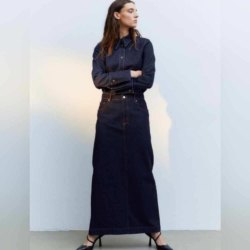 BNWT H&M Long Maxi High Slit Dark Denim Blue Skirt Size 6